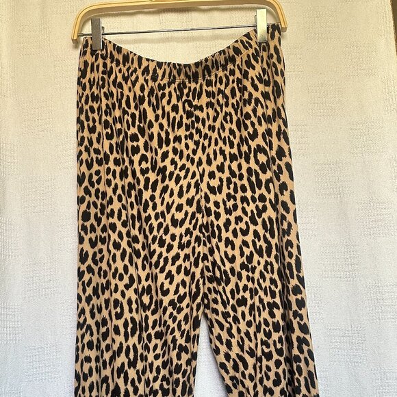 NWT Kate Spade Leopard Print PJ set Super soft - Picture 7 of 8